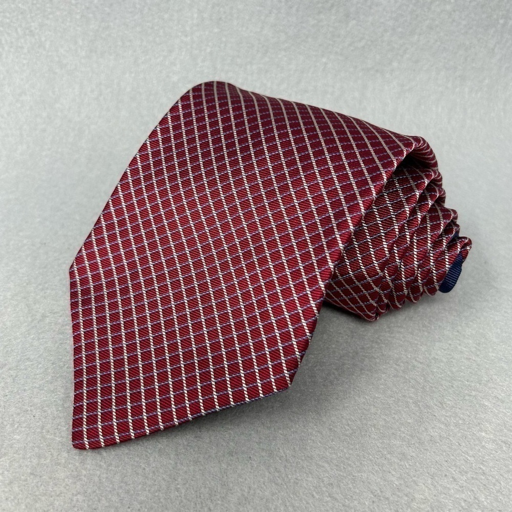 Tommy Hilfiger Mens 100% Silk Red Plaid Tie, Made In USA, 3.75 In x 56 In